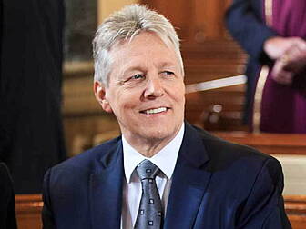 Northern Minister critical of...